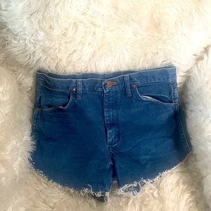 Vintage High Waist Wrangler Jean Shorts